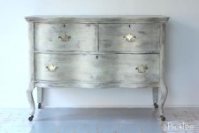 Nantucket Serpentine Chest