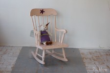 Rosy Pink Starfish Rocking Chair